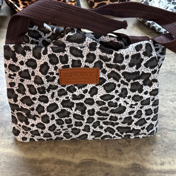 sport best fashion Handbags - Black and White Leopard Print Bag EUC